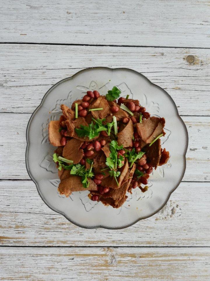 元气满满的夏日凉拌卤牛肉