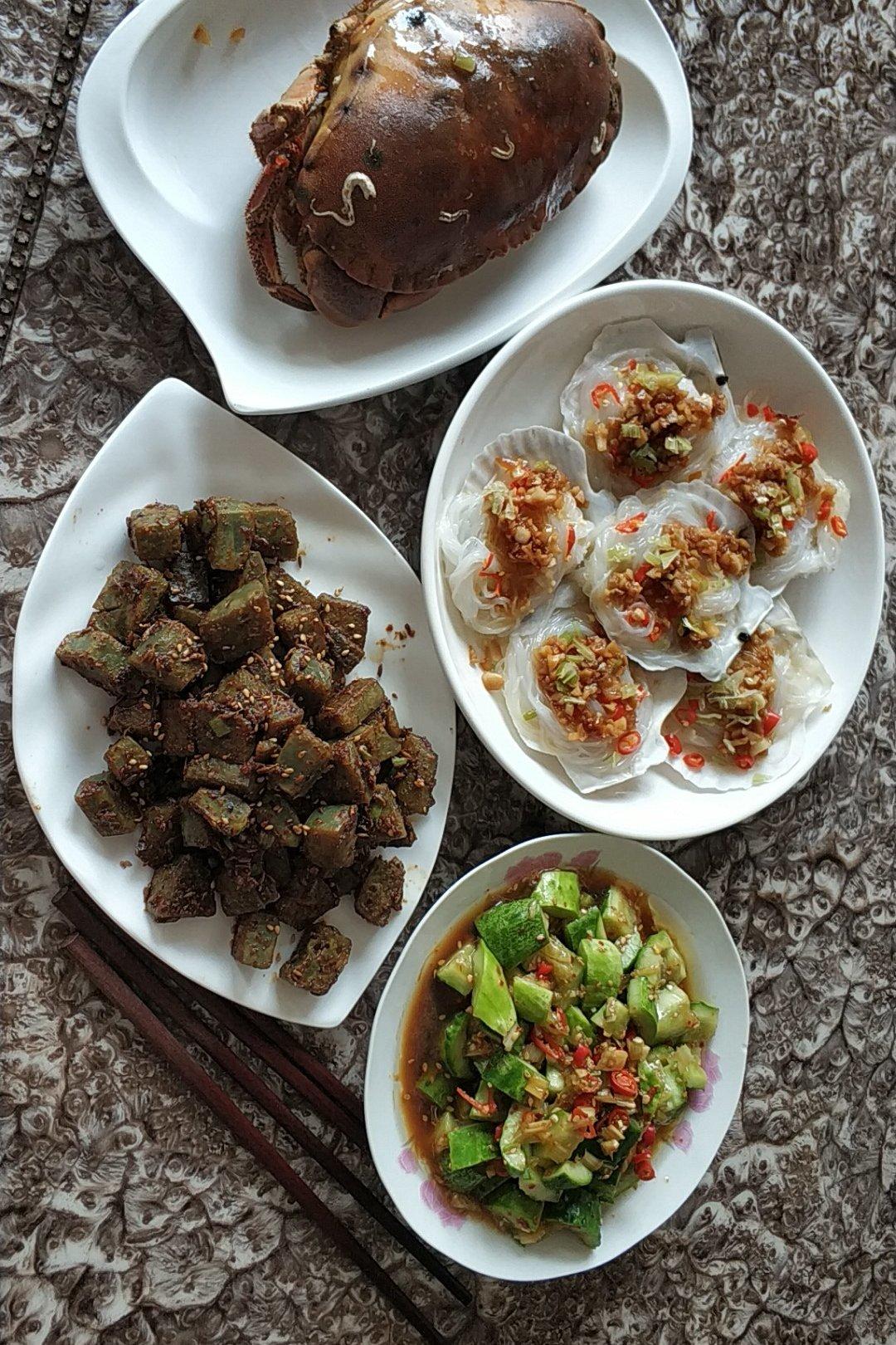 蒜蓉粉丝蒸扇贝