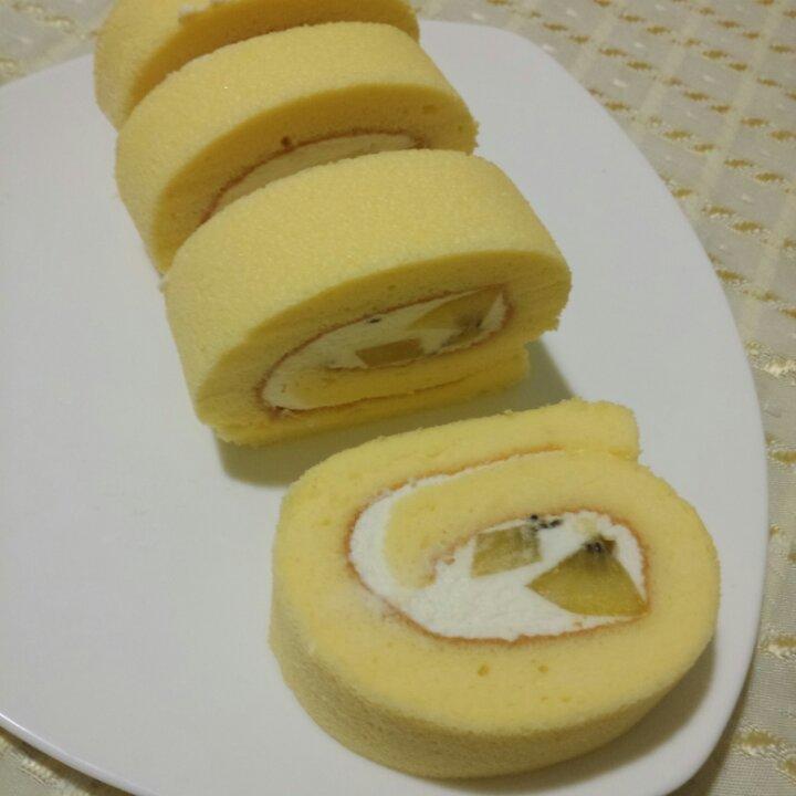 《Tinrry下午茶》教你做基础原味蛋糕卷