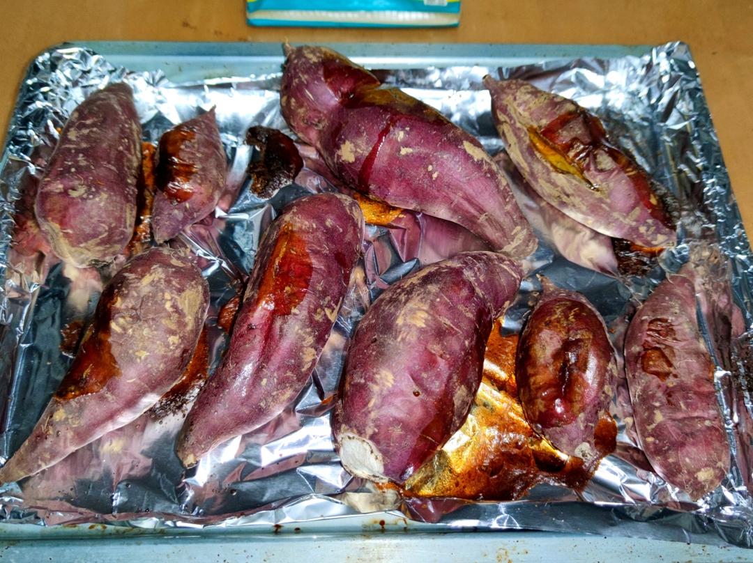 【糯唧唧的烤红薯】糖油四溢皮肉分离外糯里嫩吸溜着吃！