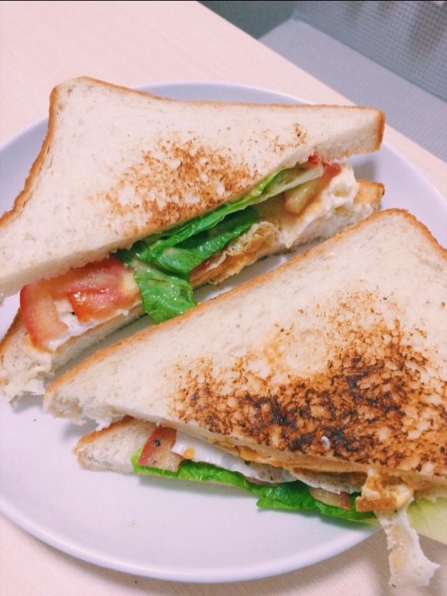 黑椒鸡排三明治