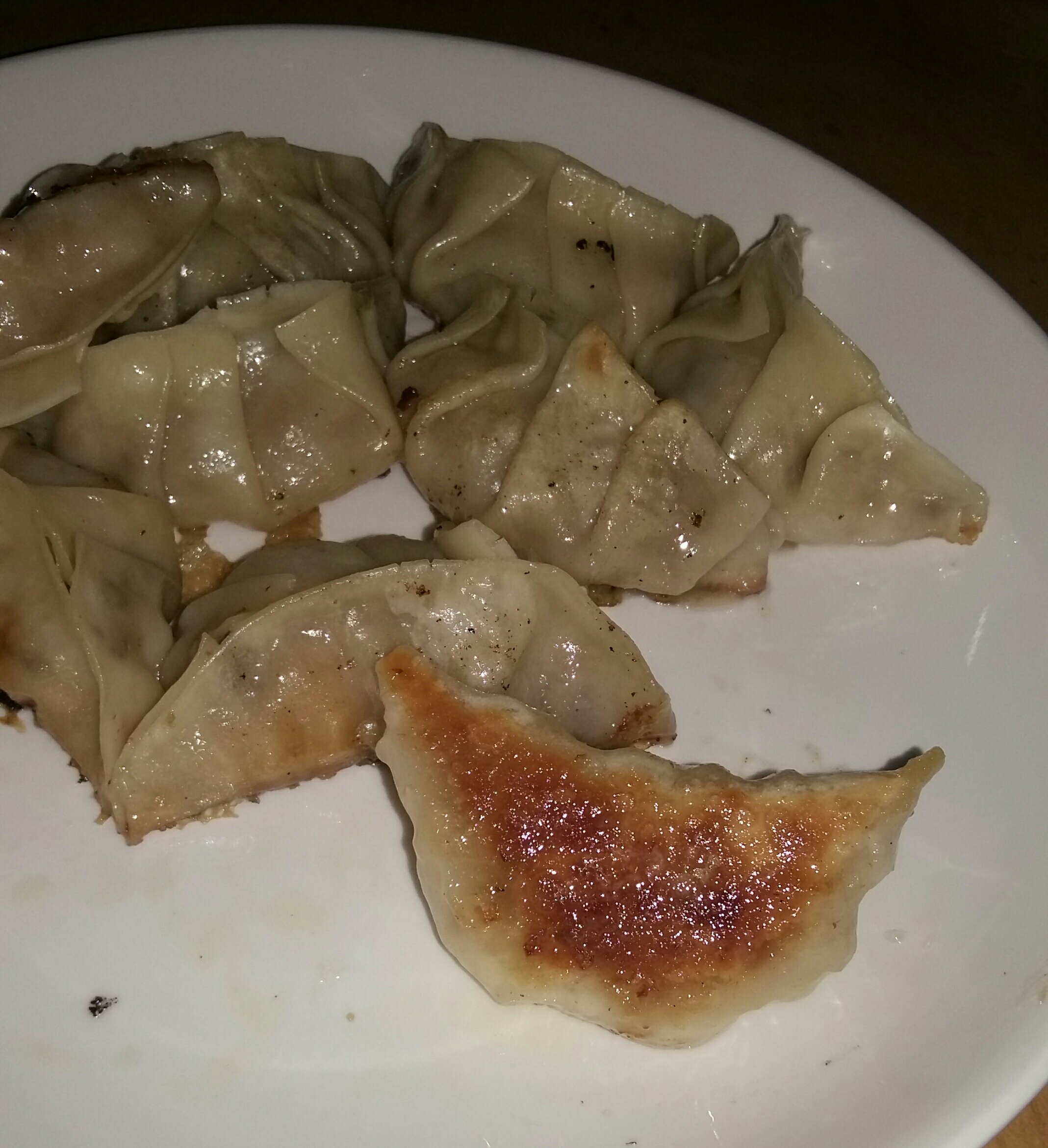 冰花煎饺 Fried Pork & Lotus Root Dumplings