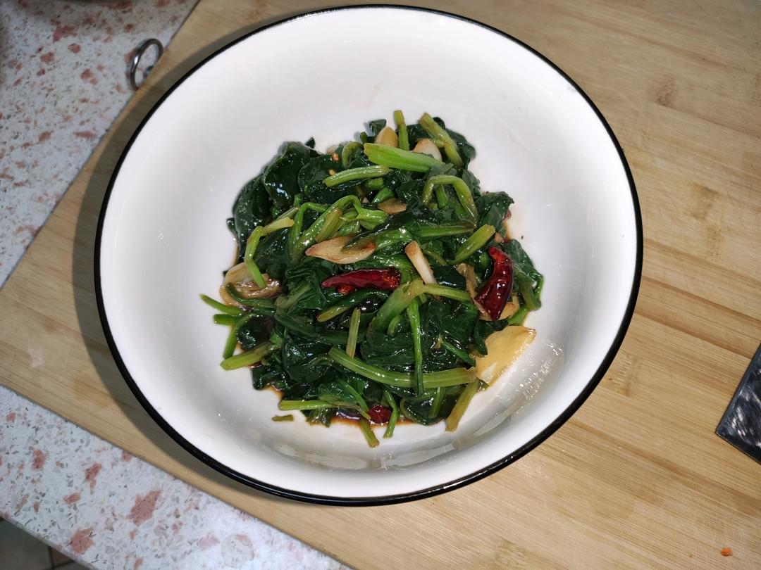 懒蛋一分钟：凉拌油呛菠菜
