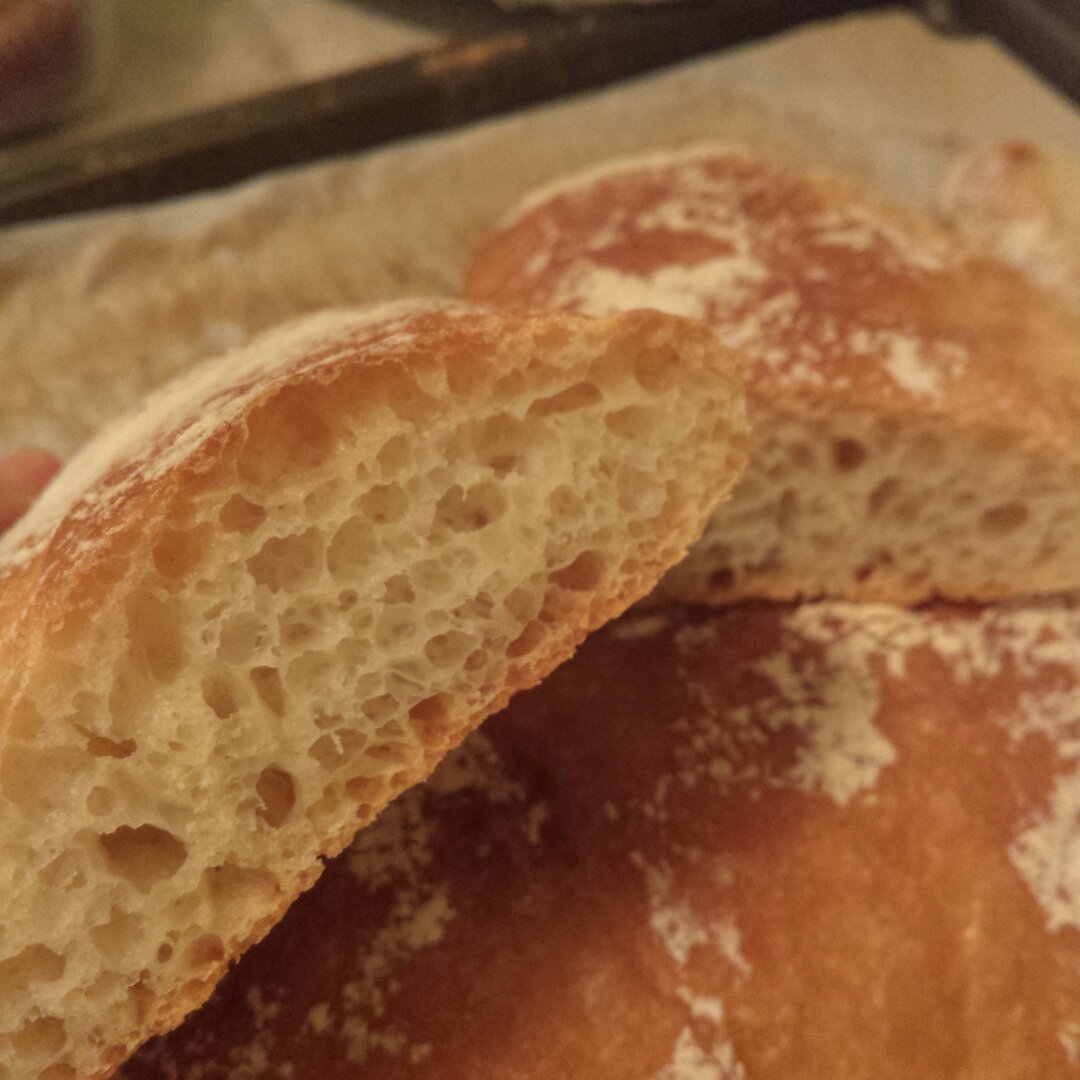 免揉意大利拖鞋面包ciabatta（吐血整理史上最全藤田千秋免揉欧包制作心得）