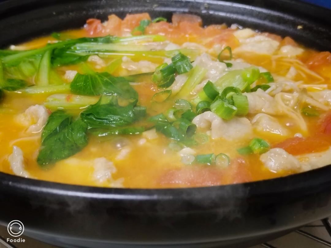 番茄滑肉煲｜肉片超级嫩滑！天冷来上一锅太暖了
