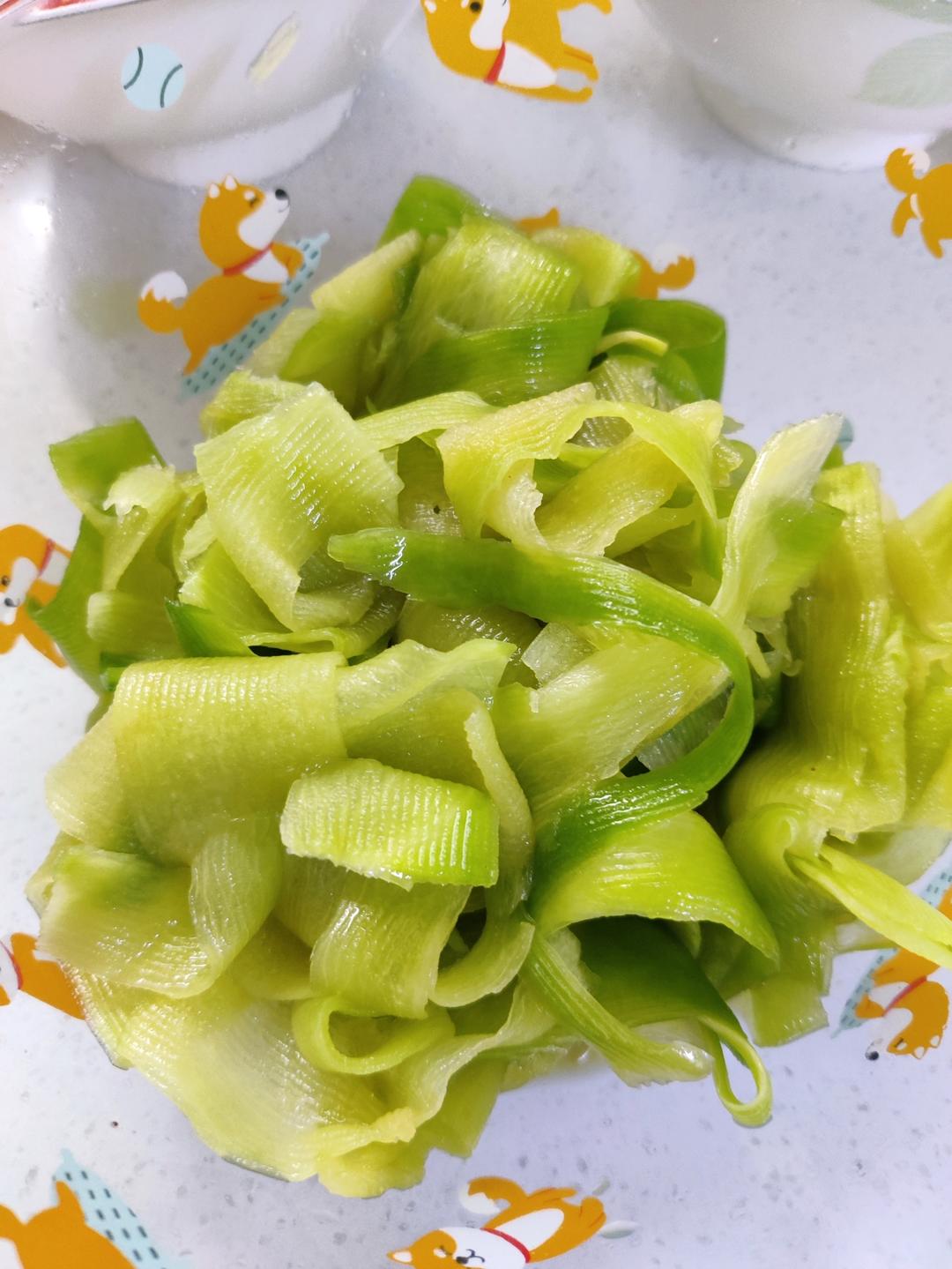 凉拌青萝卜丝