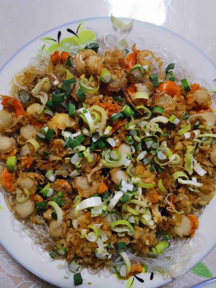 蒜蓉扇贝肉蒸粉丝