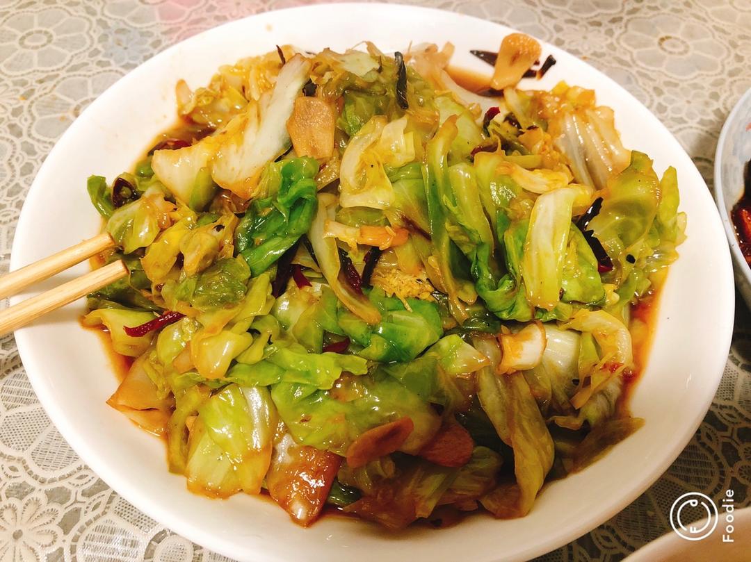 厨师长教你：“手撕包菜”的家常做法,简单又不失美味