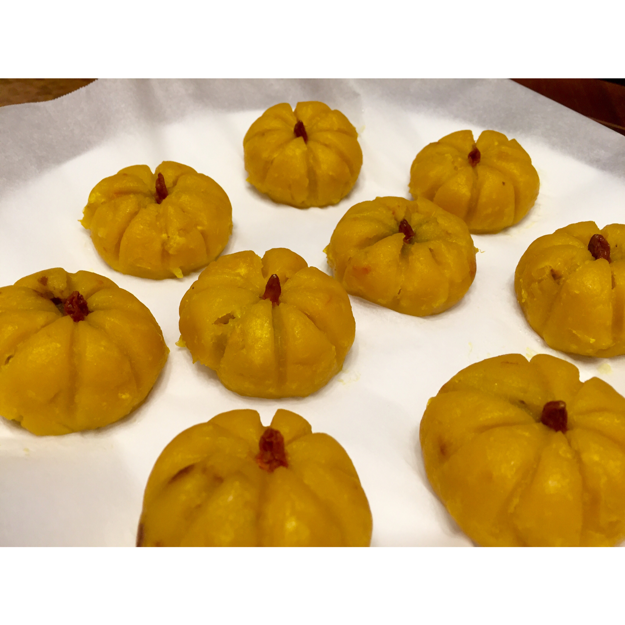 可爱呆萌南瓜饼