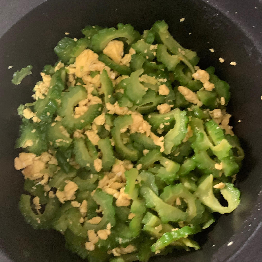 苦瓜炒鸡蛋