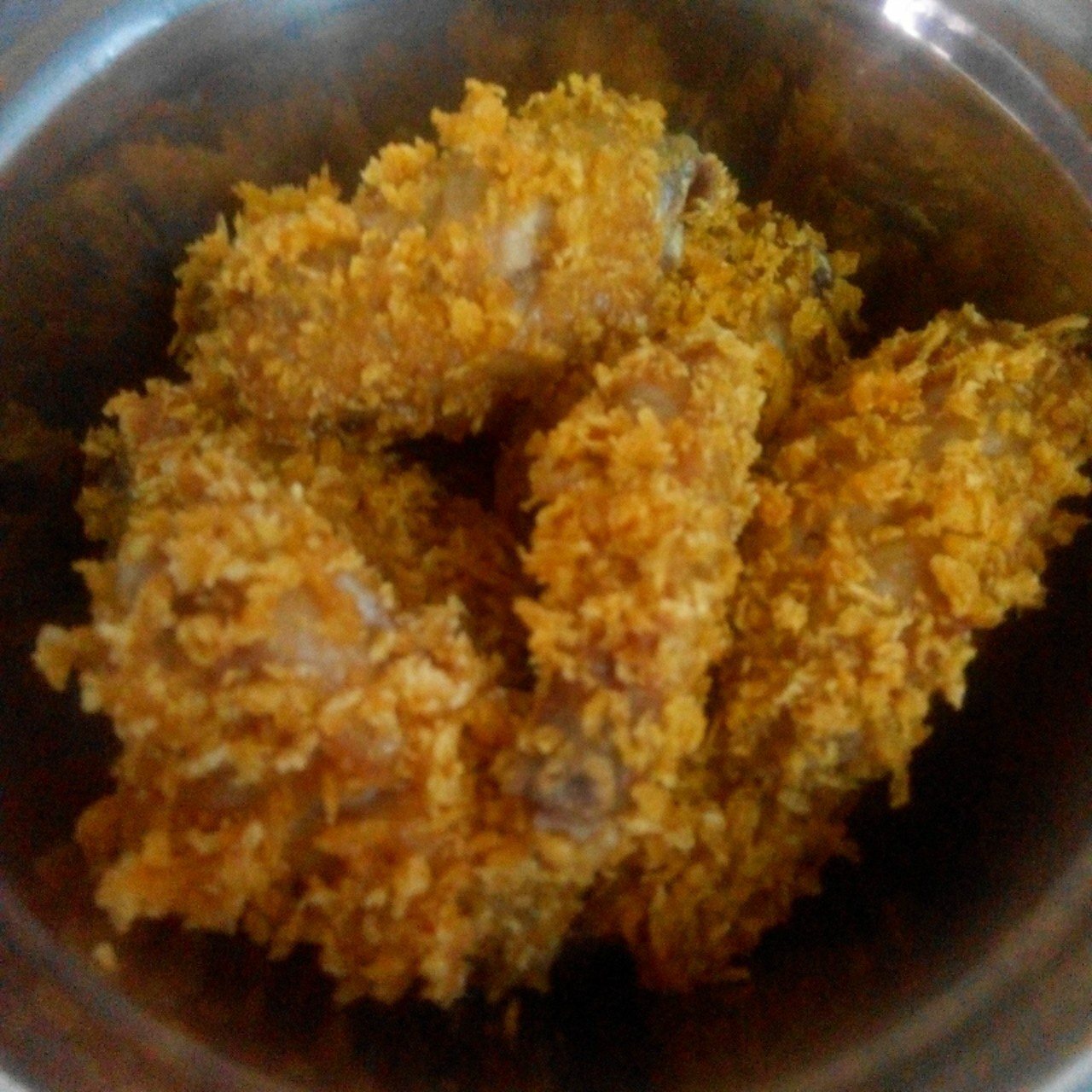 面包糠炸鸡翅