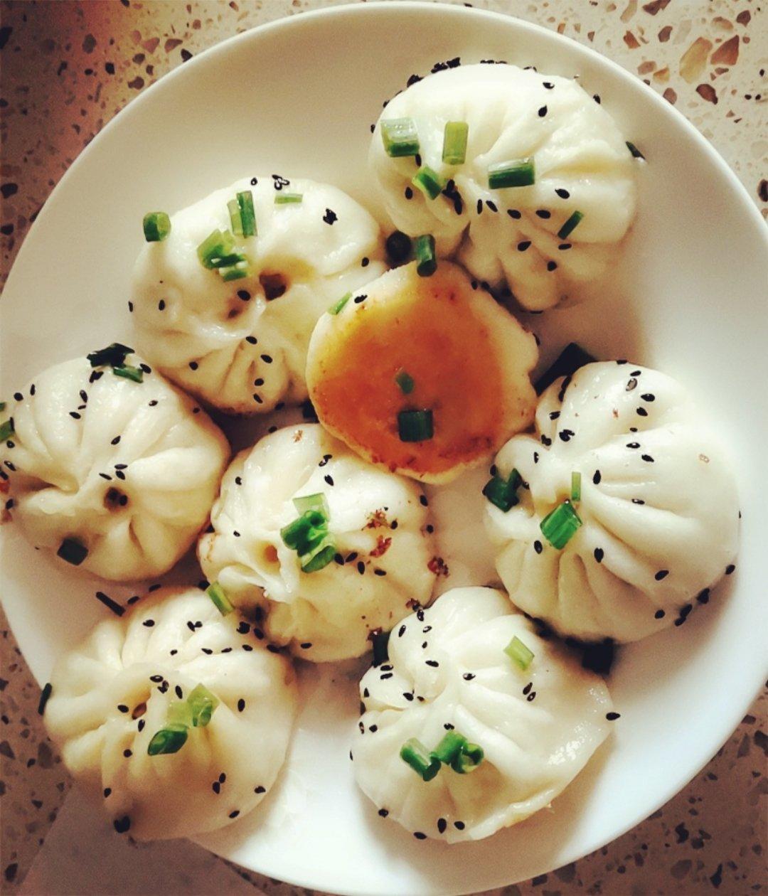 极品鸡汁生煎包