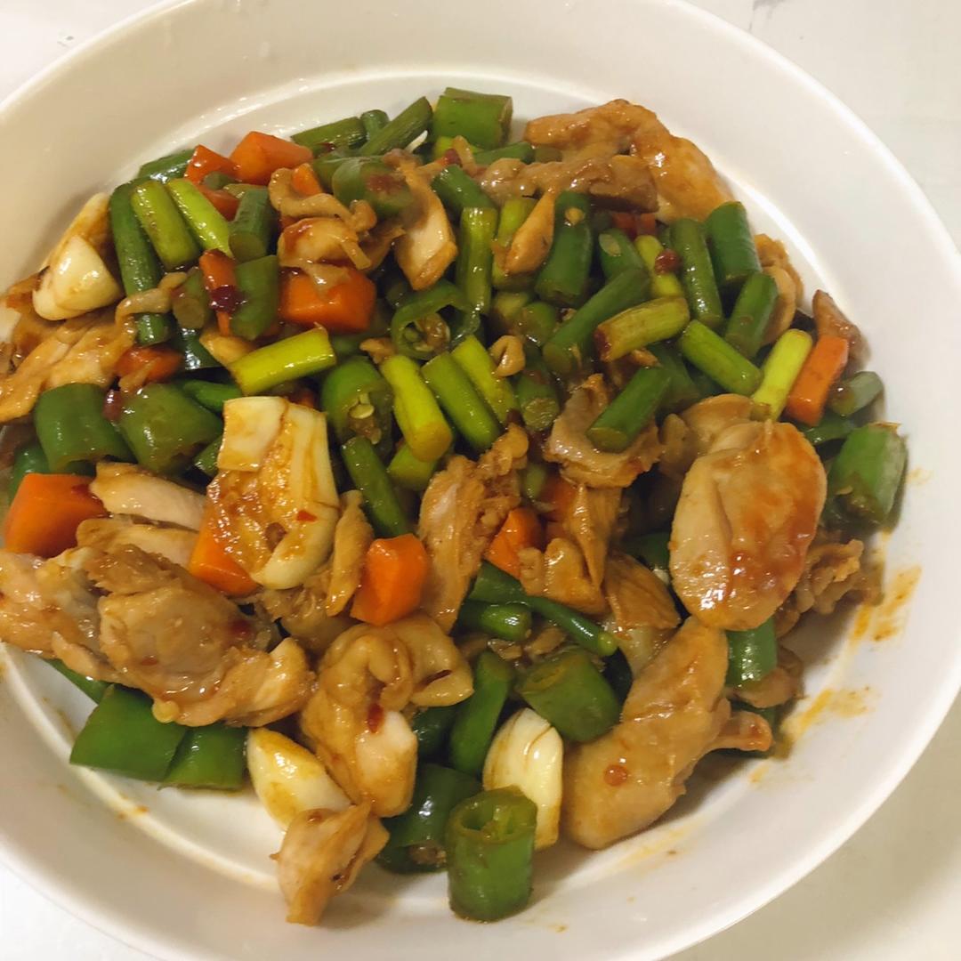 小炒鸡腿肉
