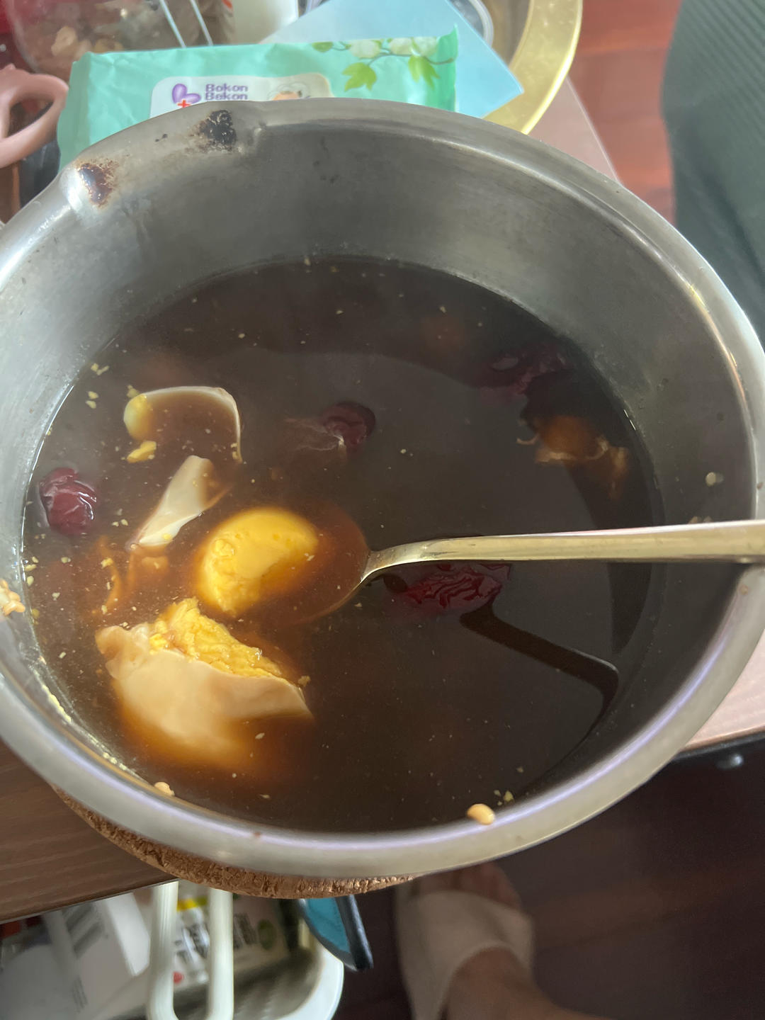 生姜桂圆酒酿炖蛋
