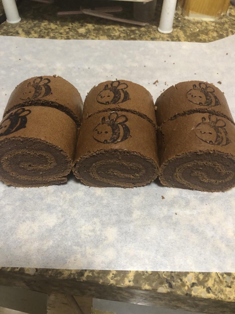 蛋糕卷这样做‼️不掉皮不开裂（小视频食谱）