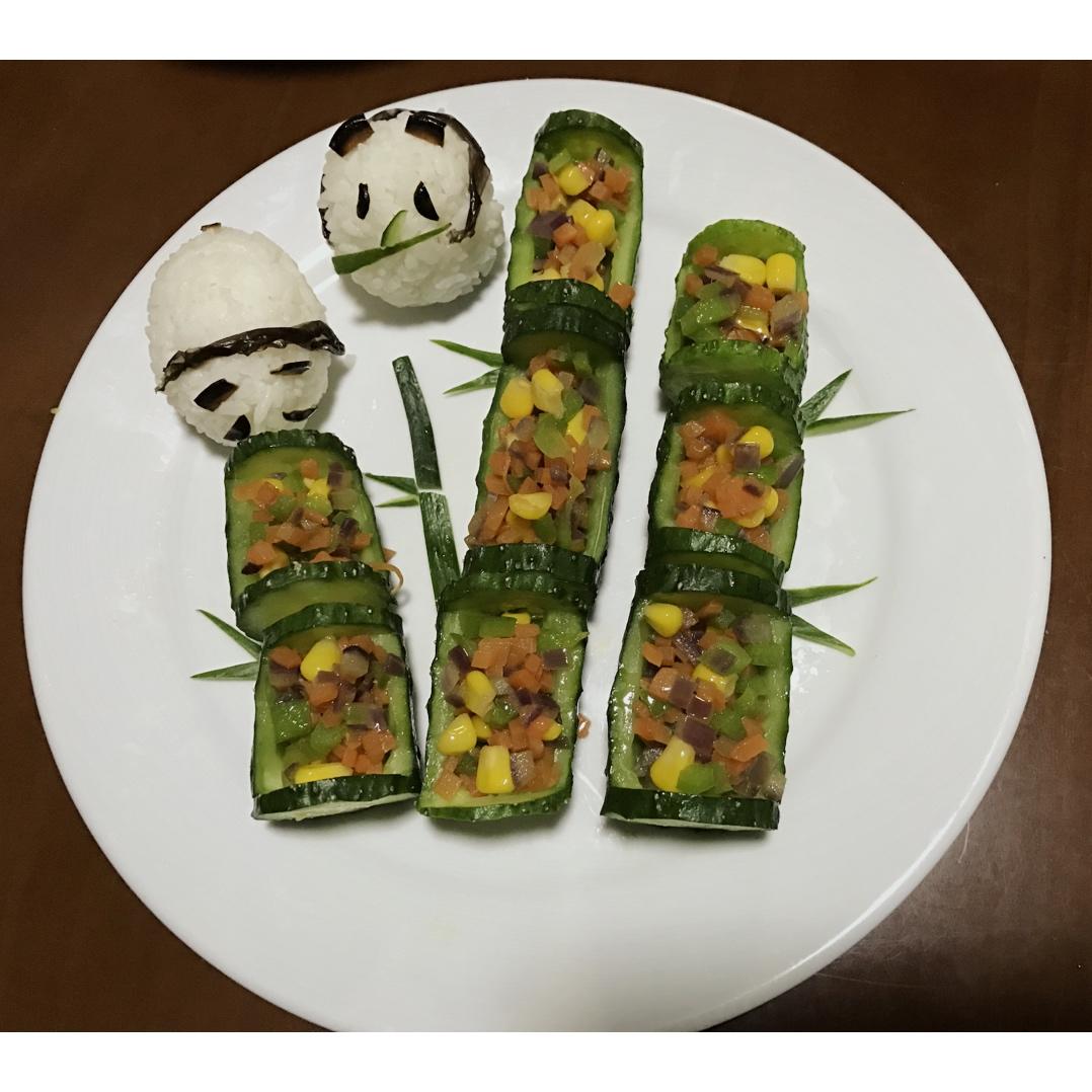 【年味】-节节登高-鸡胸肉沙拉&熊猫饭团