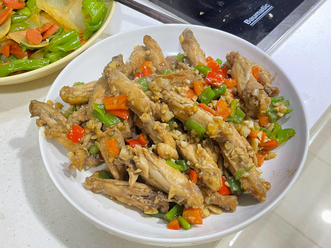 蒜香鸡翅，这才是鸡翅最好吃的做法
