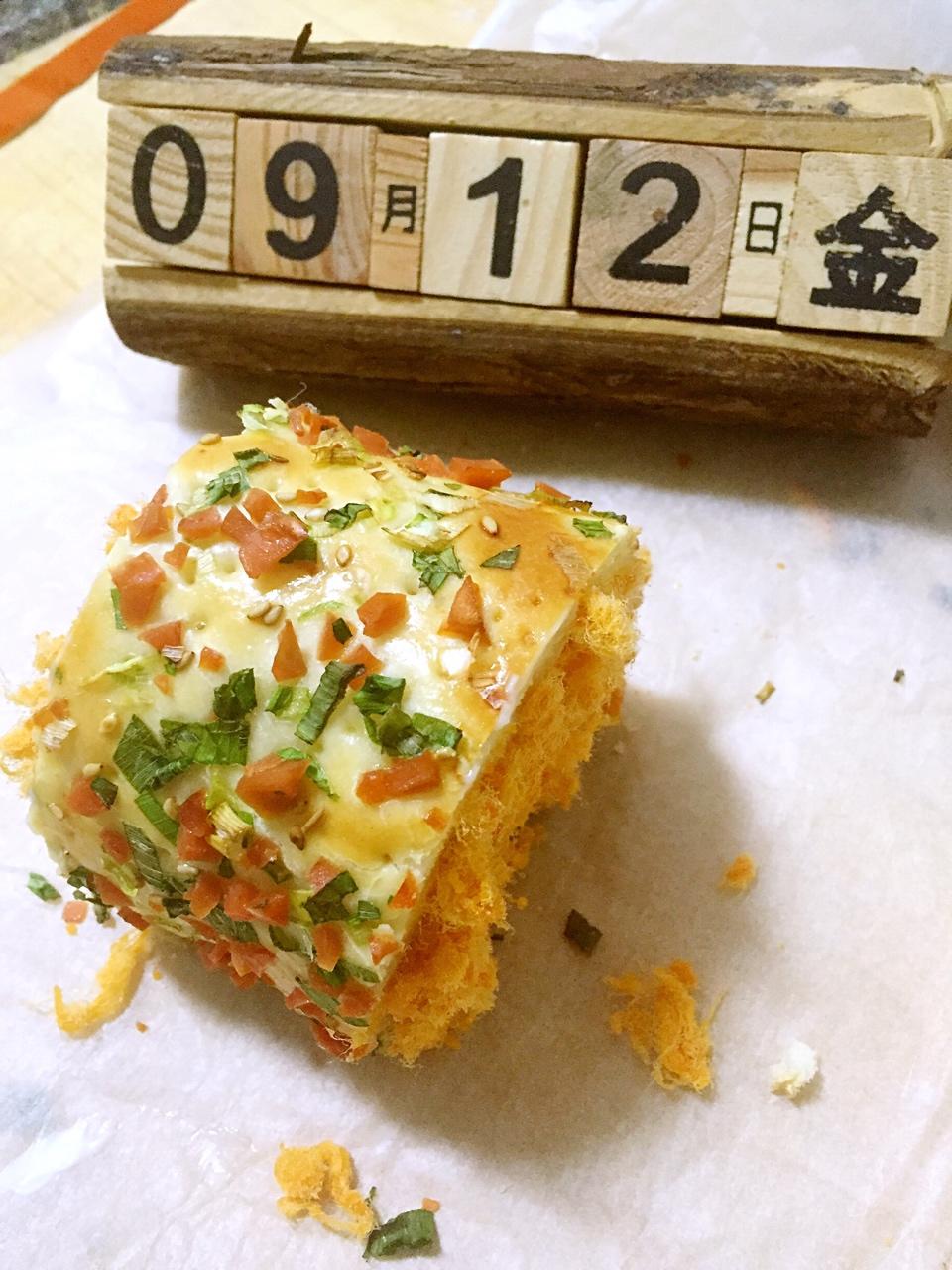 肉松面包