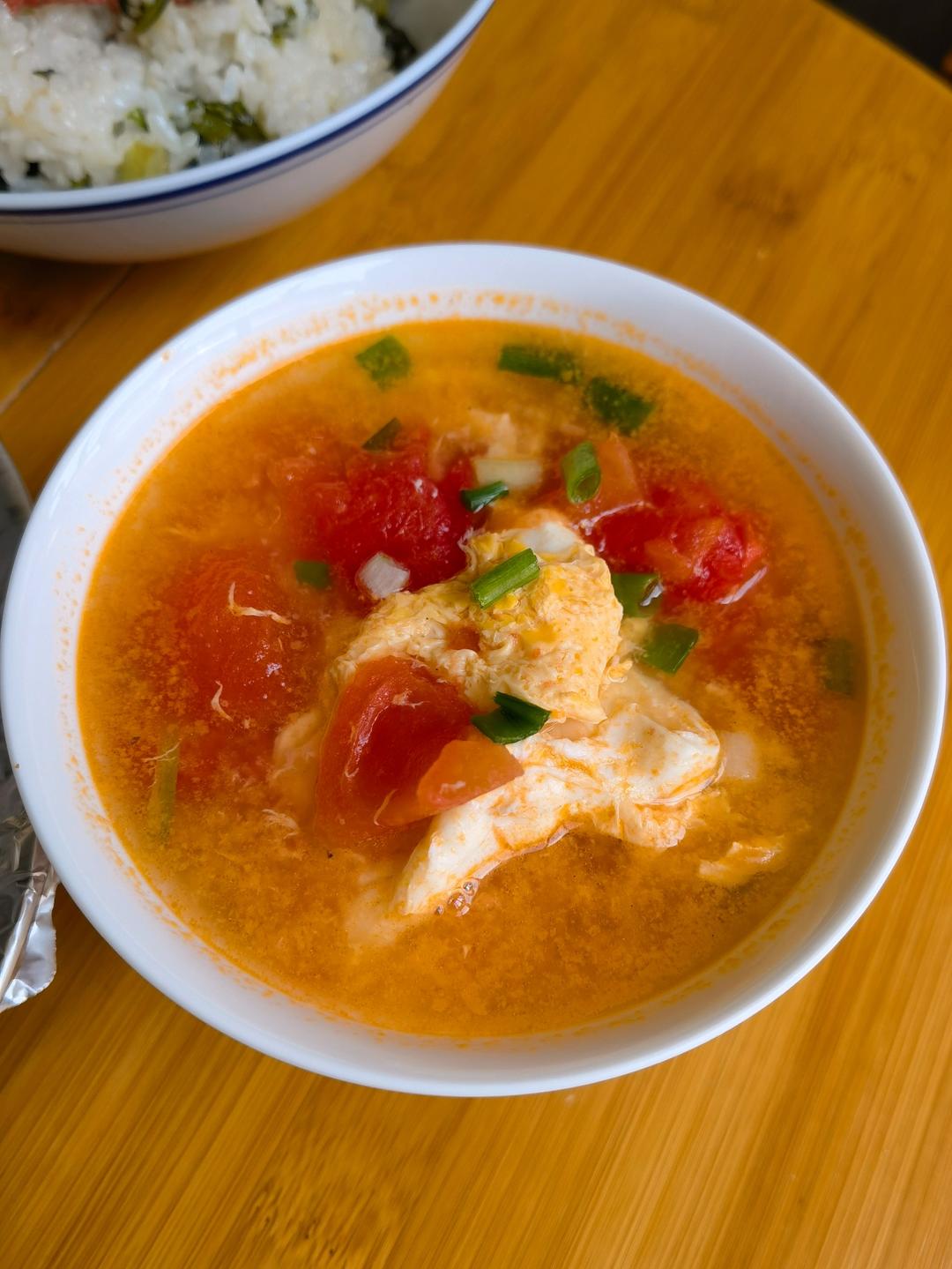 【跟我做不会错】简单又好喝的西红柿鸡蛋汤，家常又营养哦