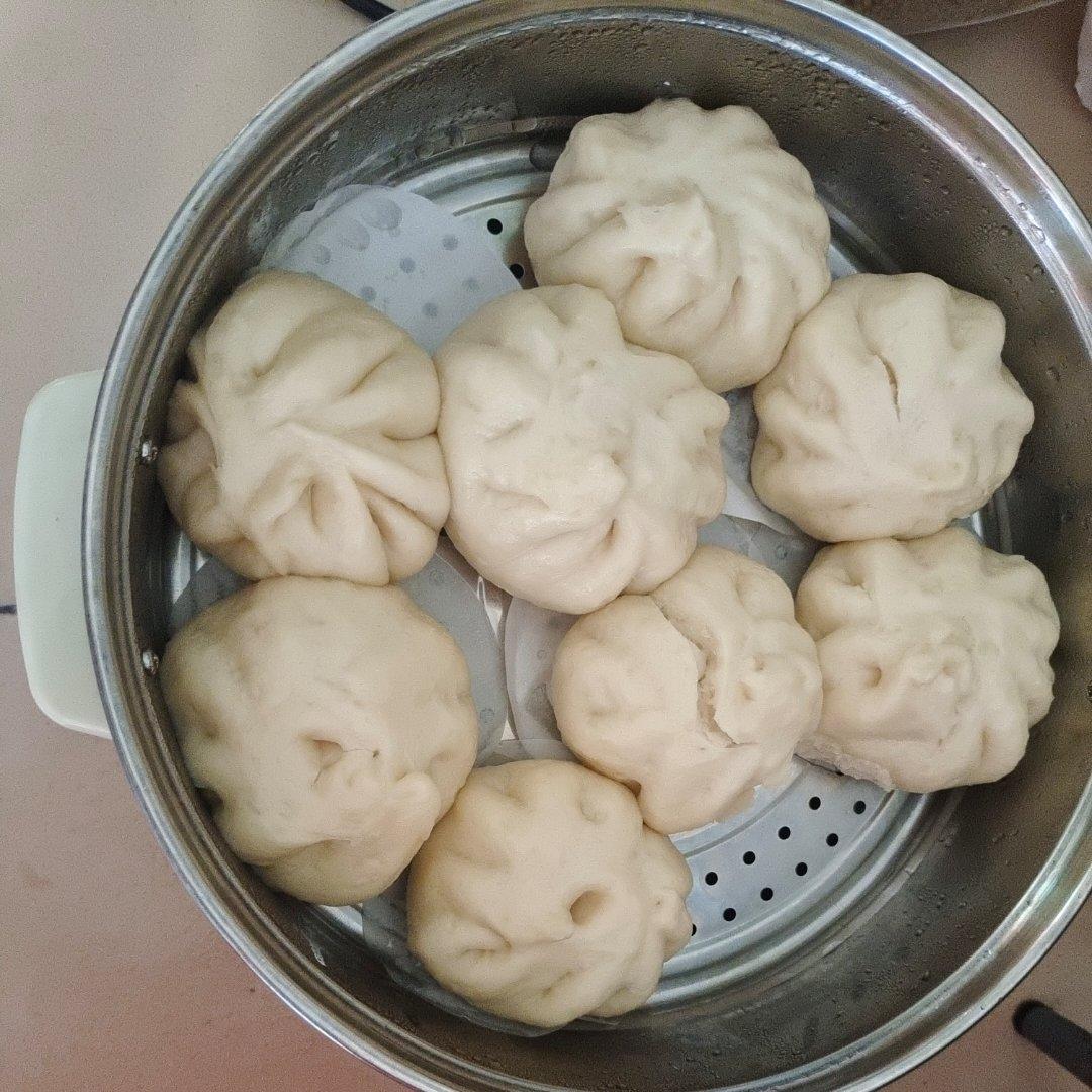 包子（芝麻白糖）