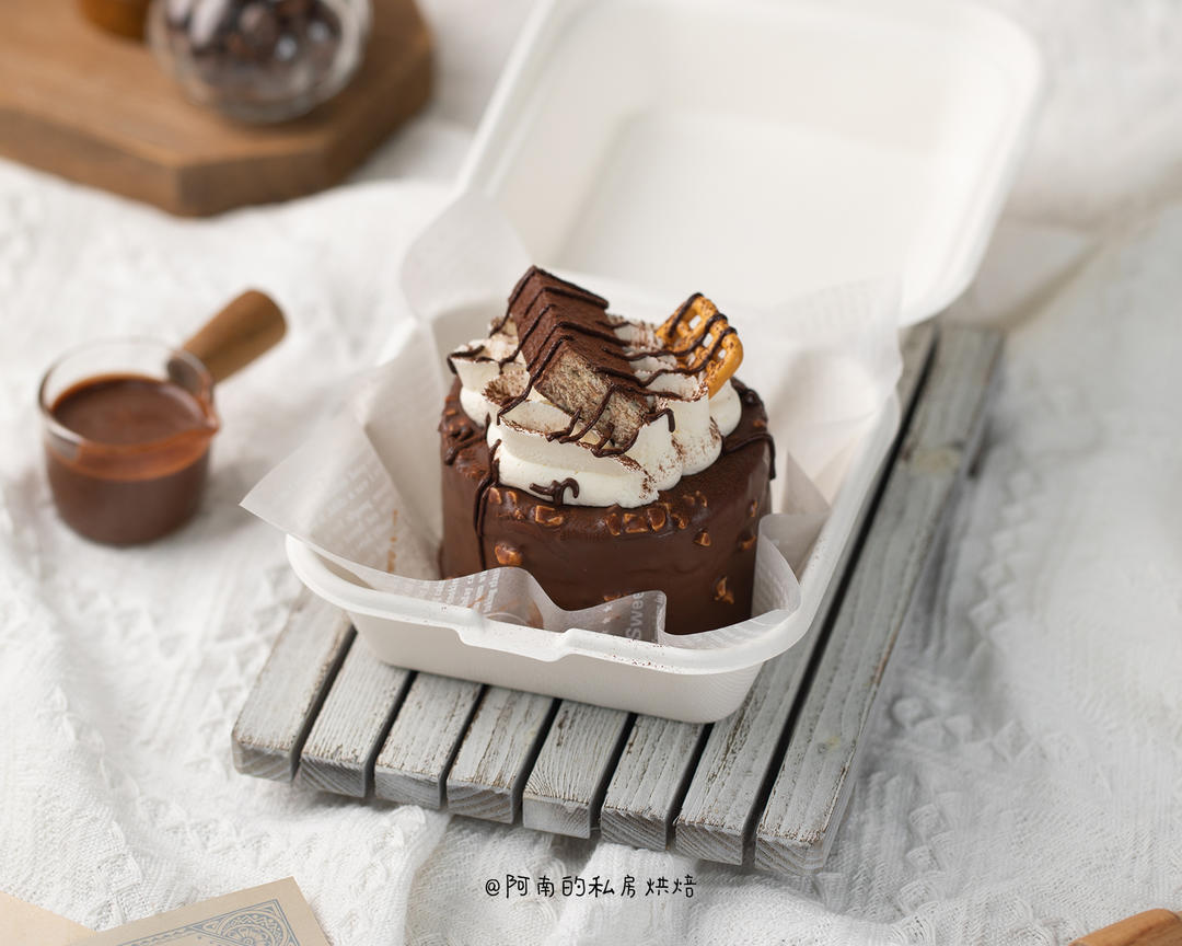 脆皮梦龙巧克力蛋糕，谁能拒绝一个带脆皮的蛋糕！的做法