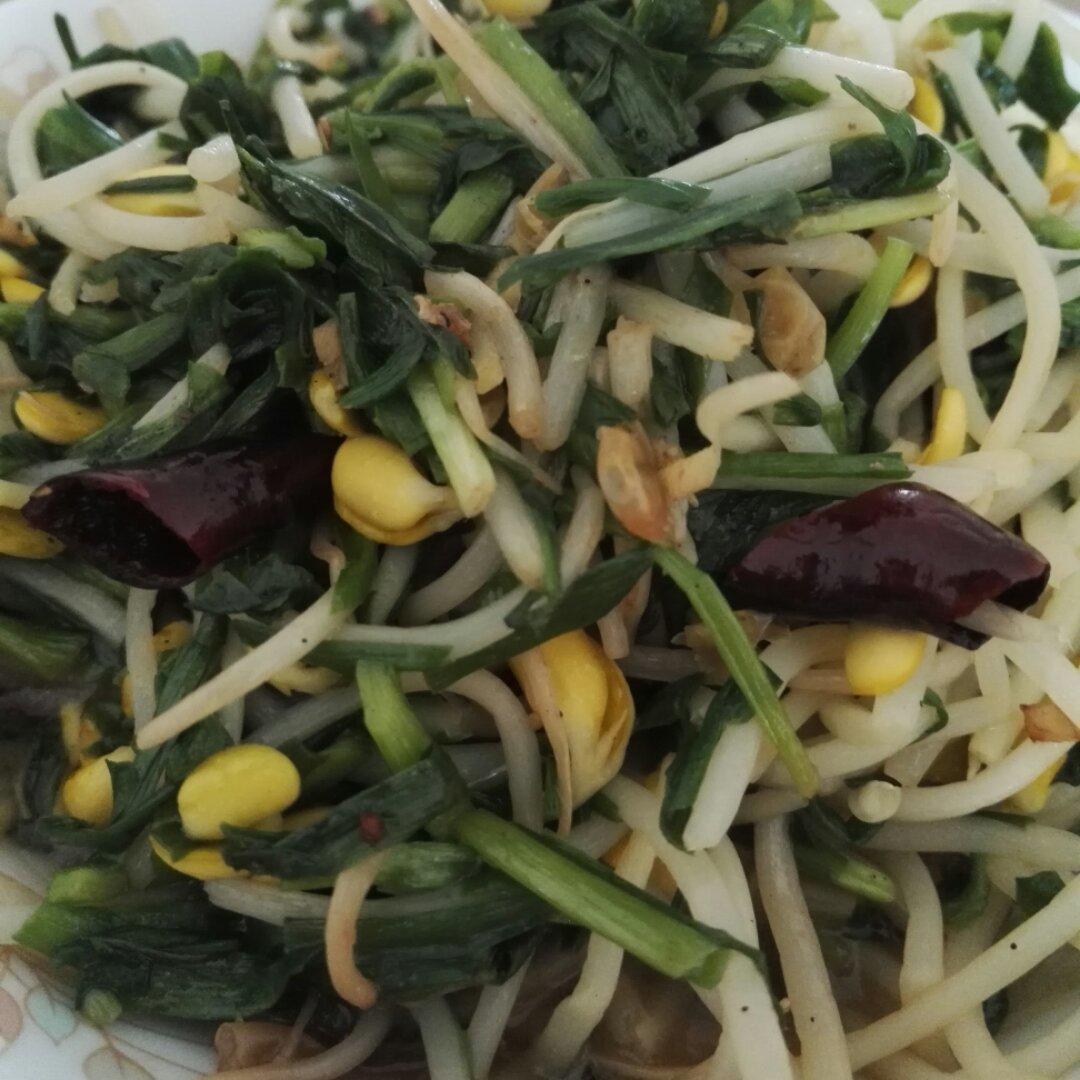 黄豆芽炒韭菜
