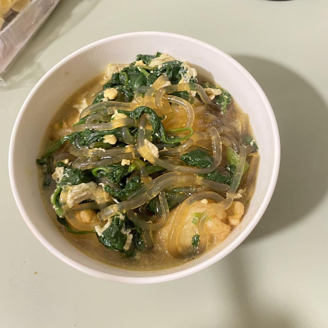 菠菜炖粉条