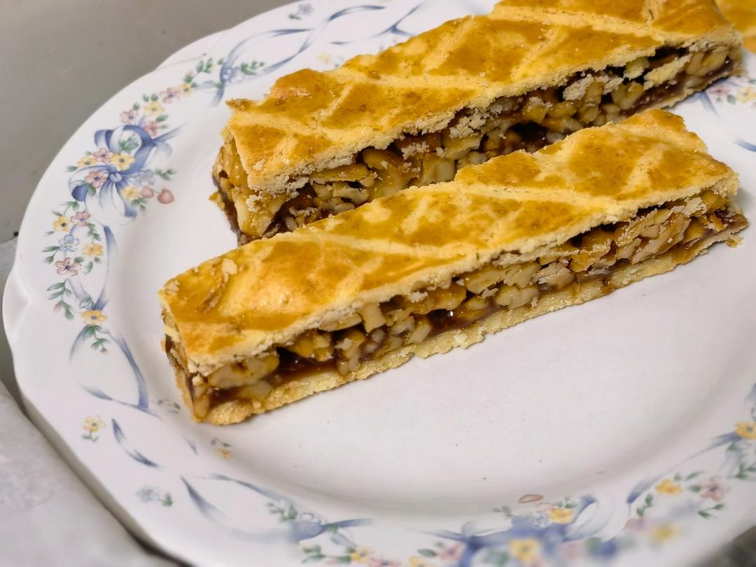 复刻日本镰仓伴手礼“Kamakura”小松鼠核桃饼：核桃焦糖夹层饼干