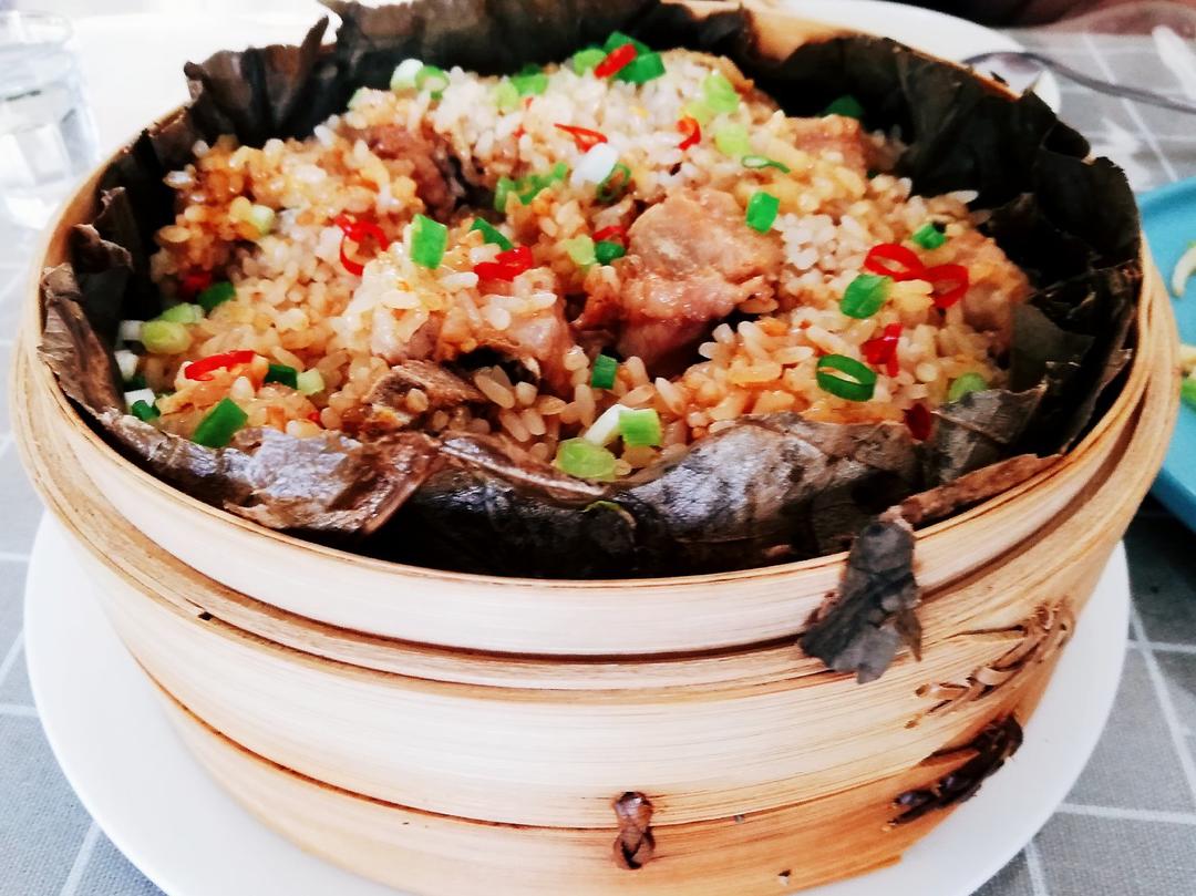 荷叶糯米蒸排骨