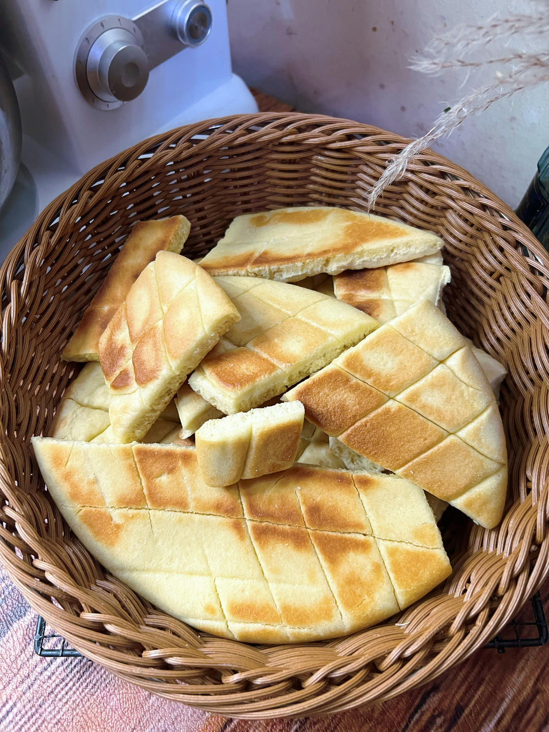 内蒙古锅盔发面饼背锅子馍