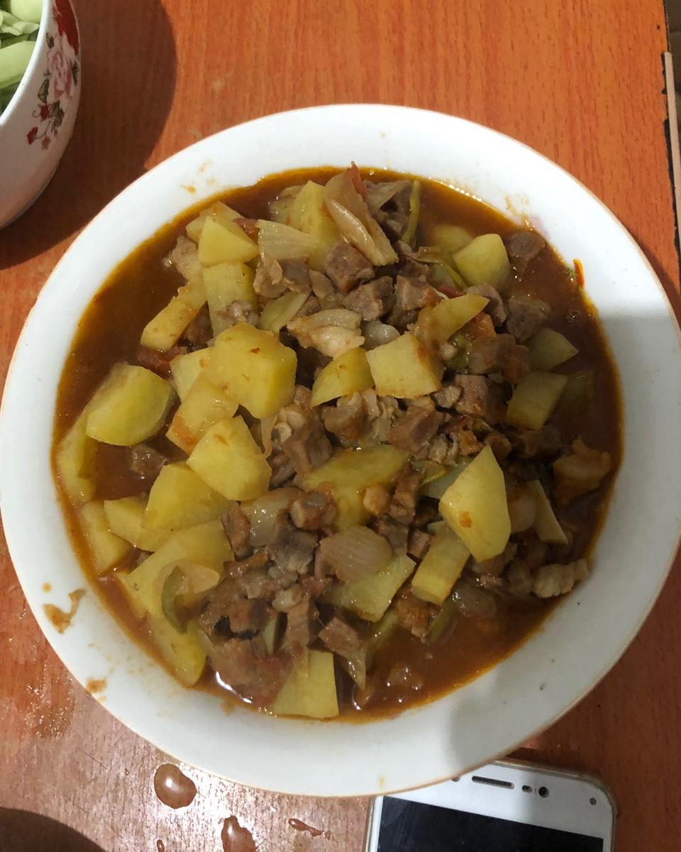 番茄土豆炖牛腩