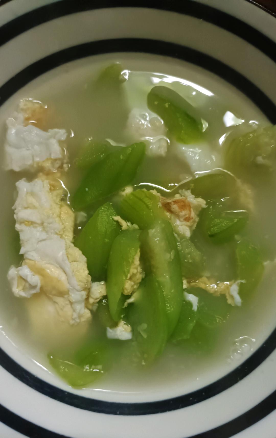 丝瓜荷包蛋汤