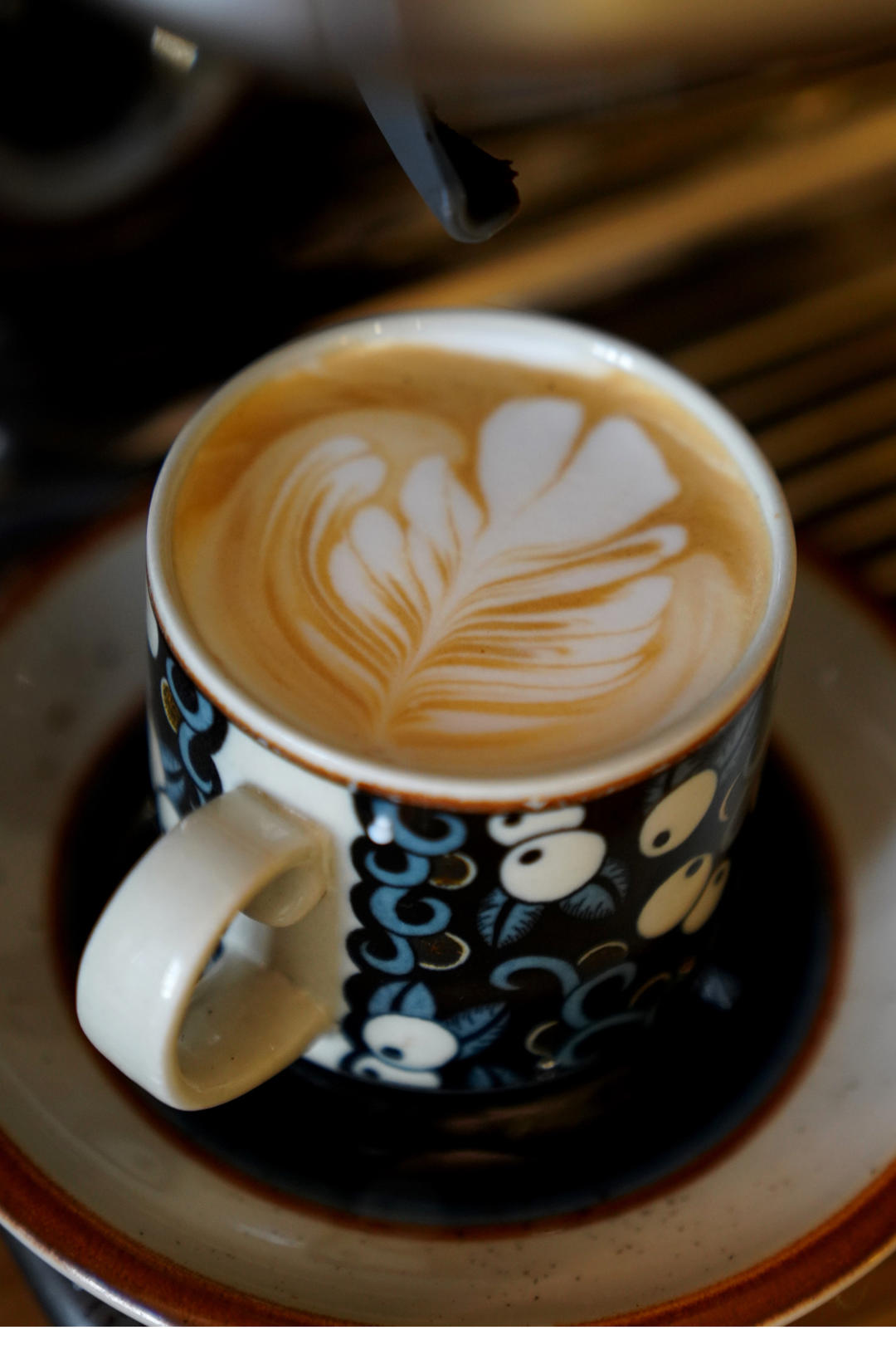 每天练一杯咖啡拉花