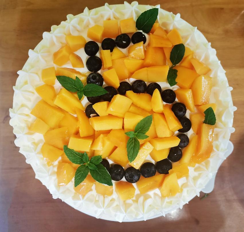 芒果生日蛋糕