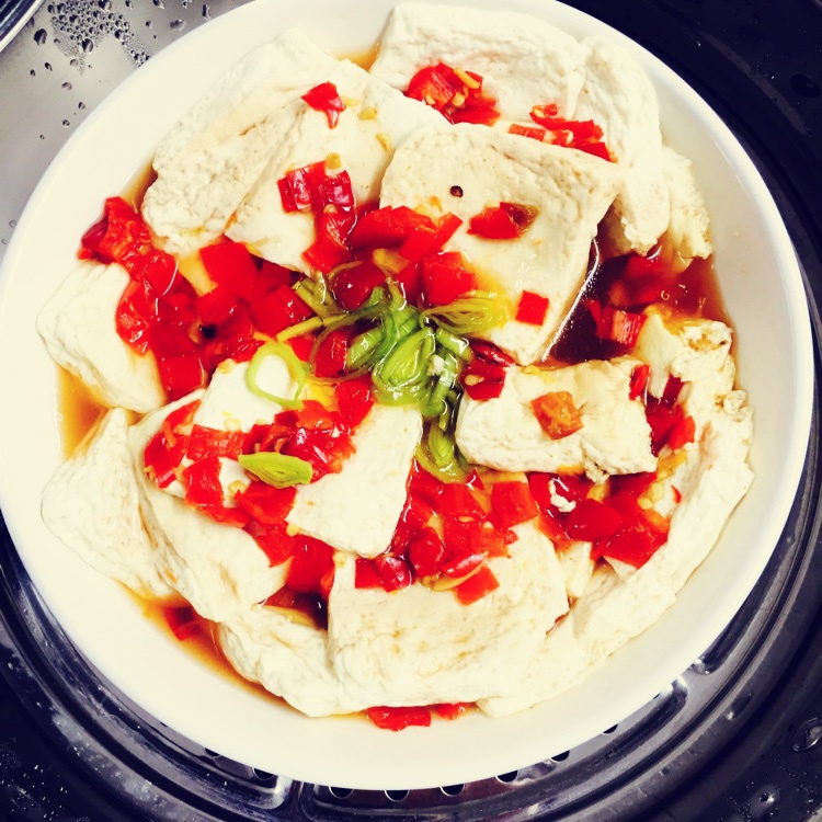 剁椒豉油蒸豆腐