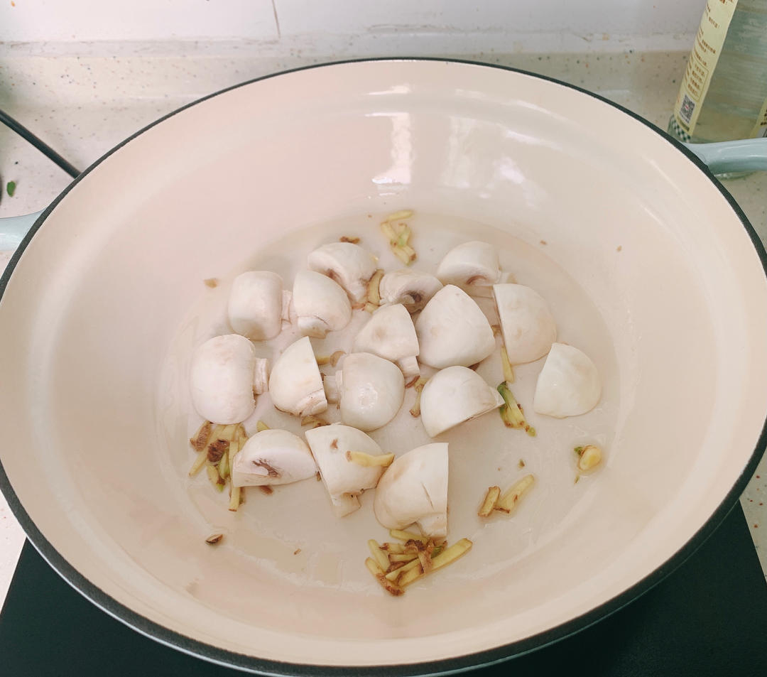 花蛤丝瓜汤【8月北鼎珐琅铸铁锅食谱】