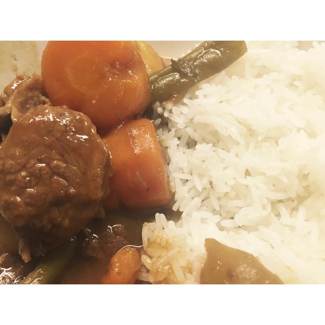 牛肉咖喱