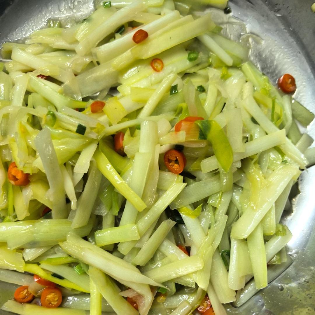 清炒韭黄