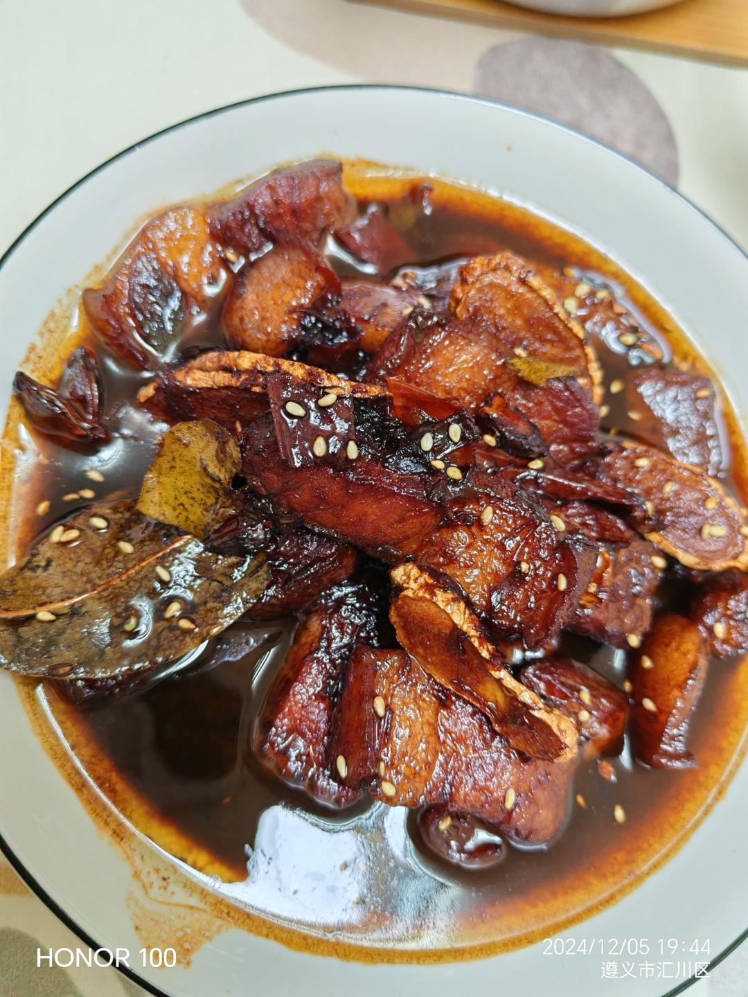 不焯水不放油的家常红烧肉