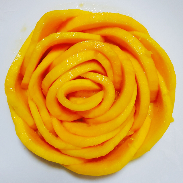 丸子-118做的芒果玫瑰花