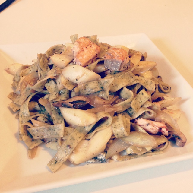三文鱼炒饭
