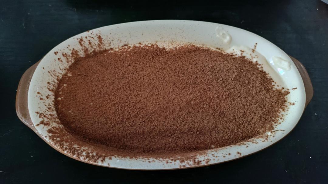 在欧洲学会的经典版提拉米苏