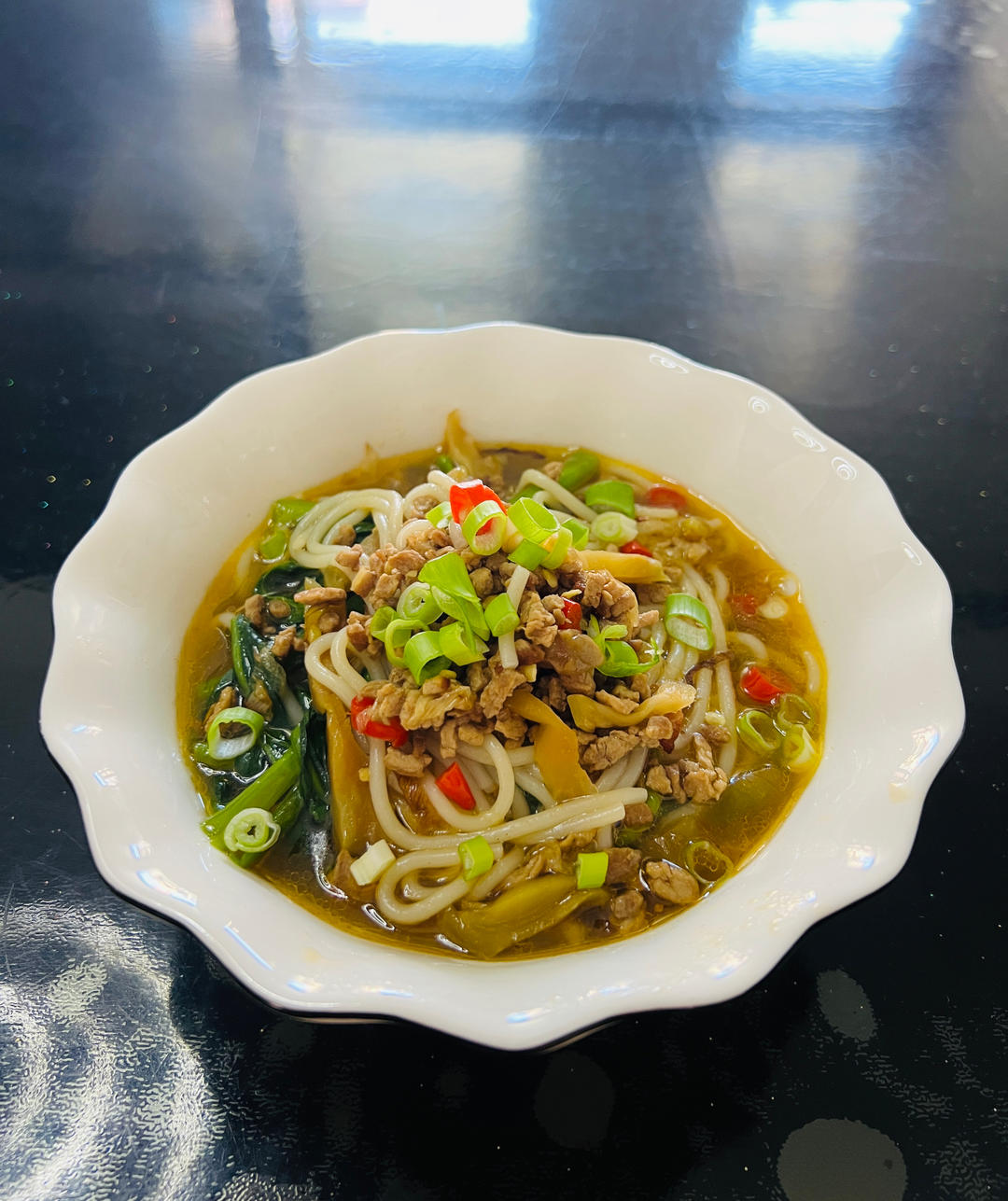 超快手的榨菜肉沫粉丝汤