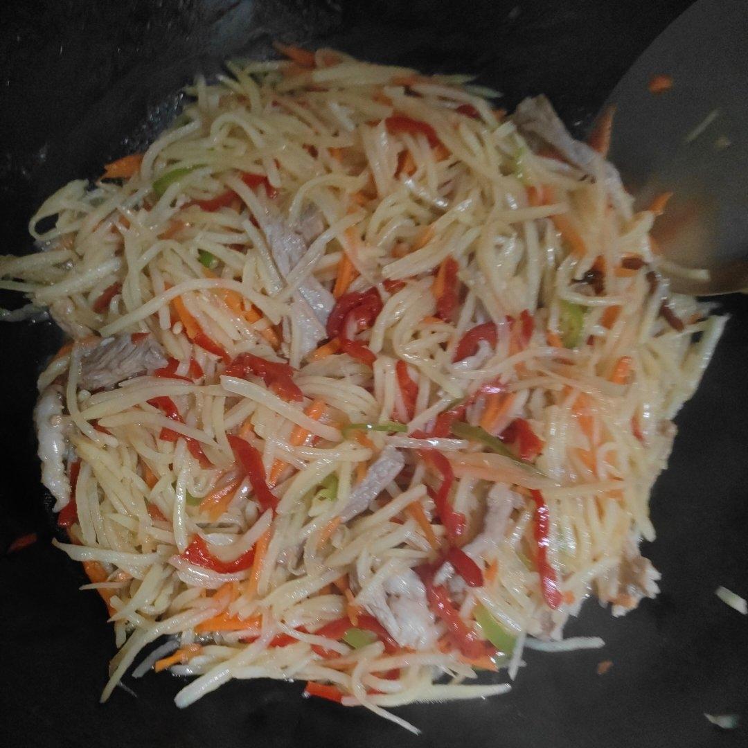 酸辣土豆丝的家常做法 超级下饭