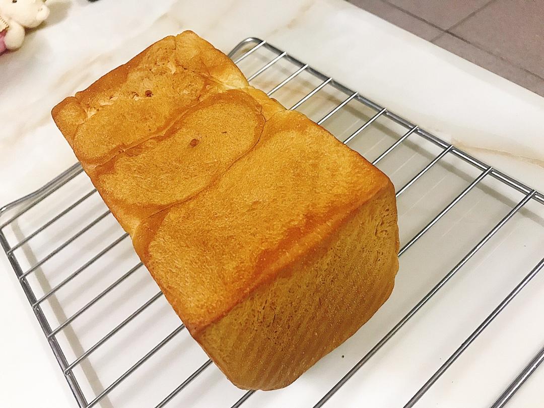 绵软细腻Q弹的酸奶吐司