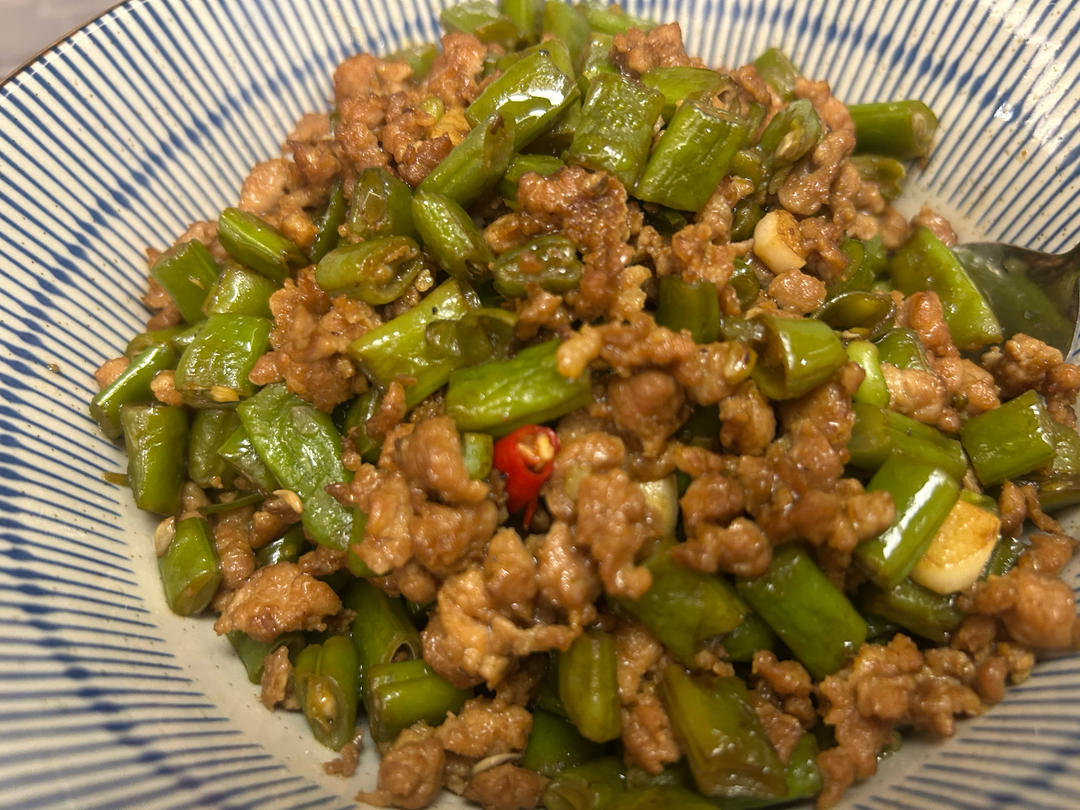 肉沫豆角下饭菜
