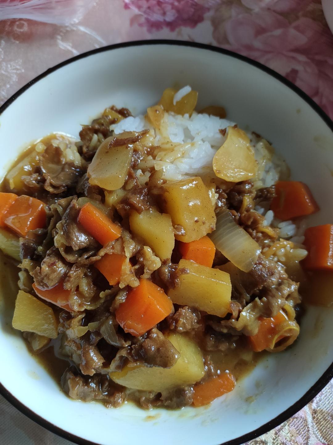 咖喱肥牛，简单做，精致吃