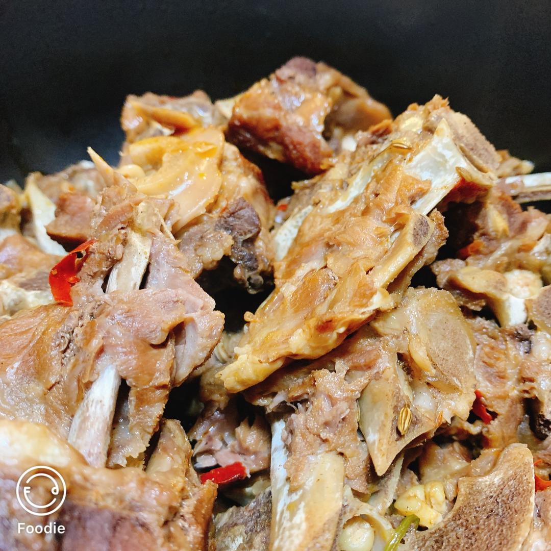 堂妈教你做红汤羊蝎子火锅