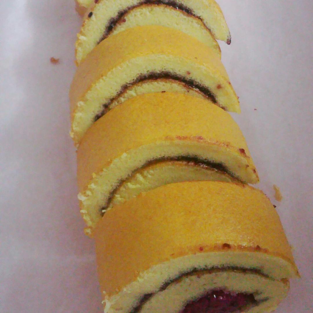 《Tinrry下午茶》教你做基础原味蛋糕卷