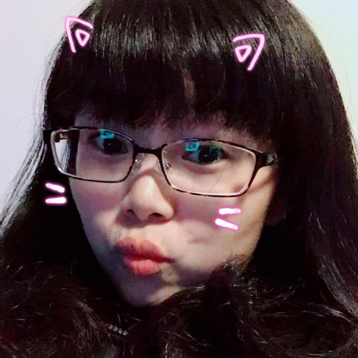 小菜菜菜妹